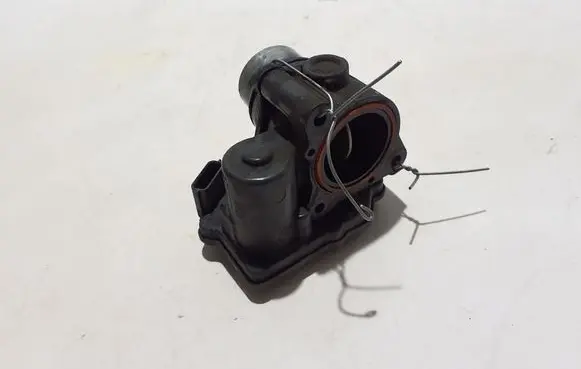 Opel Vivaro Throttle valve 8201374868