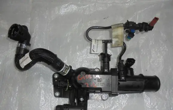 Alfa Romeo Giulia Thermostat housing 0015267