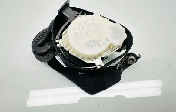 BMW 3 F30 F35 F31 Front seatbelt 34078320 2105150522