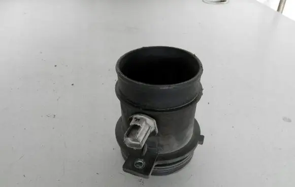 Ford Focus Mass air flow meter 98AB9P965