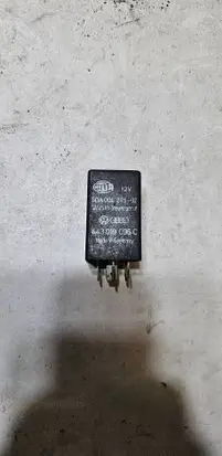 Audi 80 90 S2 B4 Idle relay 443919096C 5DA00427602