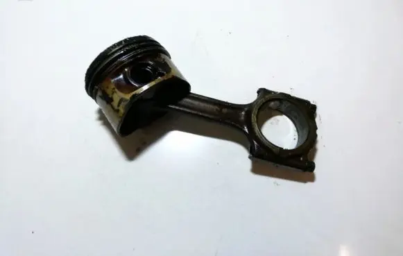 Volvo S80 Piston with connecting rod