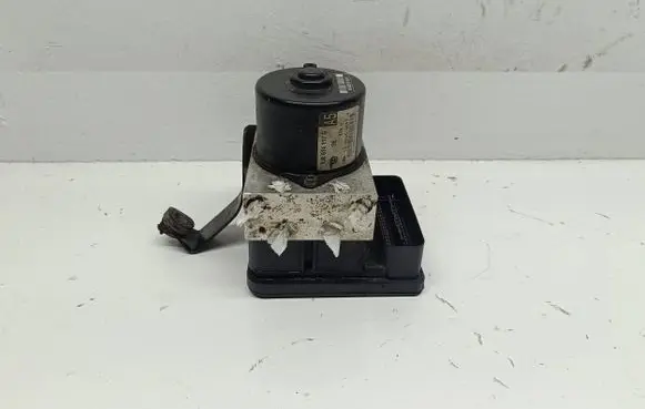 Skoda Octavia Mk2 (1Z) ABS Pump 1J0614117G 10020600774