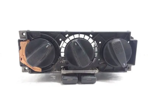 Volkswagen Golf III Climate control unit 1H0819045C 6N0959543 H0820045C