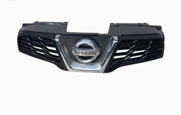 Nissan Qashqai Front bumper upper radiator grill 62310BR00A