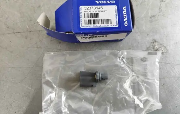 Volvo V40 Cross country ABS wheel speed sensor 32373146 31423609