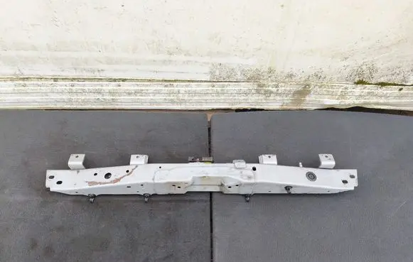 Nissan Qashqai Radiator support slam panel