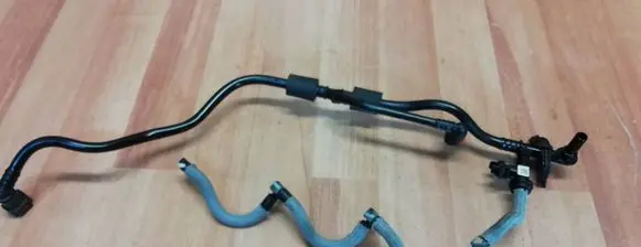 Renault Espace V (RFC) Fuel return line/hose 166715318R 130020393R