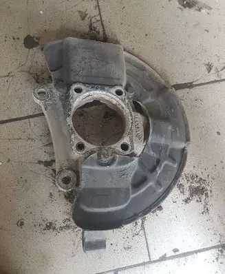 Volvo V70 Front wheel hub spindle knuckle