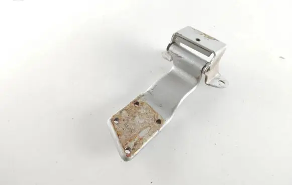 Jaguar MK II Rear door upper hinge