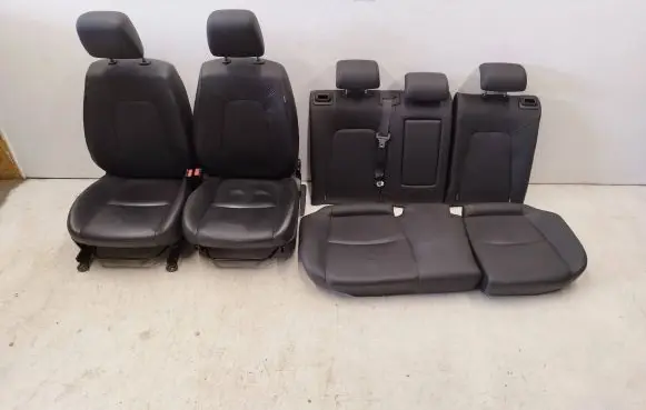 Seat set