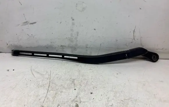 Audi A4 S4 B7 8E 8H Windshield/front glass wiper blade 179784