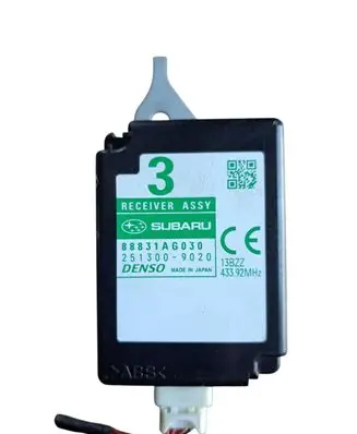 Subaru Forester SH Antenna control unit 88831AG030