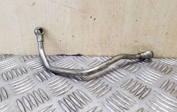 Volvo S80 Turbo turbocharger oiling pipe/hose