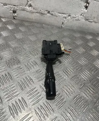 Toyota Avensis Verso Indicator stalk 173757