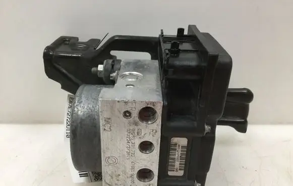 Nissan Note (E11) ABS Pump 0265231732