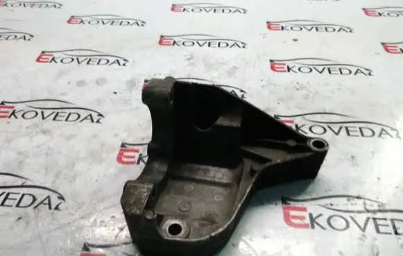BMW 3 E92 E93 Power steering pump mounting bracket 7794455
