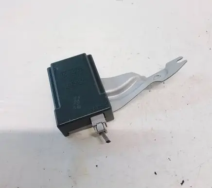 Lexus IS 220D-250-350 Door control unit/module 89740-53060 2513003520