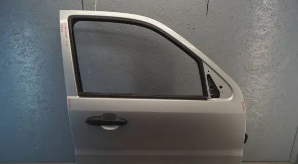 Ford Maverick Front door
