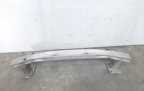 Renault Megane III Front bumper cross member