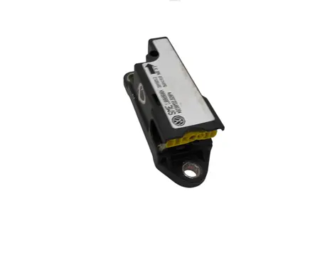 Volkswagen PASSAT B5 Airbag deployment crash/impact sensor 5WK41910