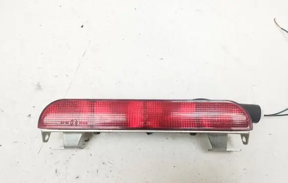 Mitsubishi Colt Third/center stoplight 0996400