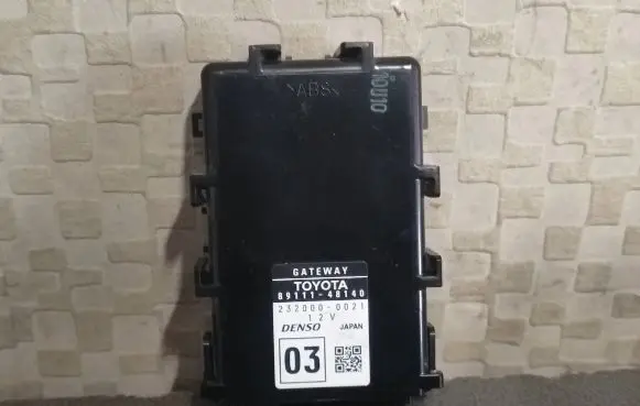 Lexus RX 450H Gateway control module 8911148140