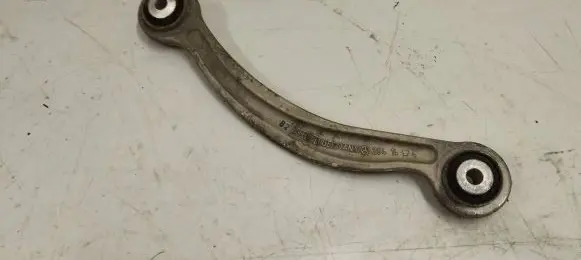 Mercedes-Benz C AMG W205 Rear control arm A20414