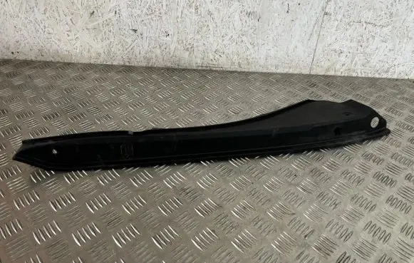 Hyundai Tucson IV NX4 Fender end trim 84189N7000