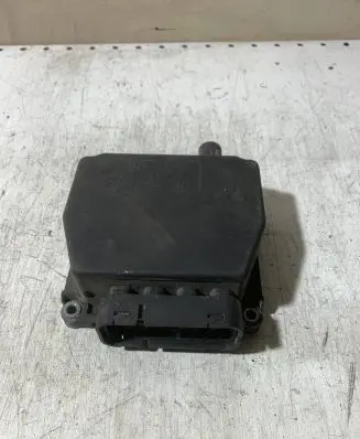 Volkswagen PASSAT B6 Turbo solenoid valve 3C0906625