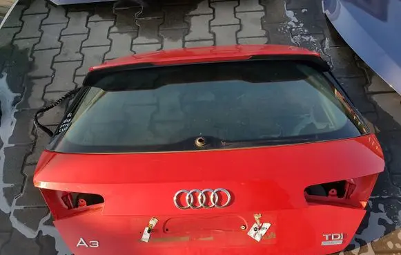 Audi A3 S3 8V Tailgate/trunk/boot lid 