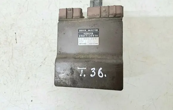 Toyota Corolla Verso E121 Fuel injection control unit/module 8987120030
