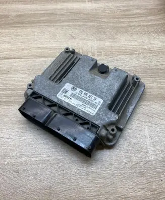 Volkswagen PASSAT B6 Engine control unit/module ECU 03G906021TQ 0281014623