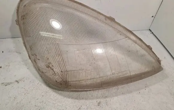 Mercedes-Benz A W168 Headlight lense 1305615303