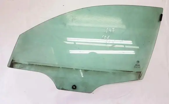 Alfa Romeo 147 Front door window glass four-door