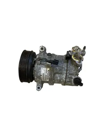 Volvo V40 Air conditioning (A/C) compressor (pump) 31348965