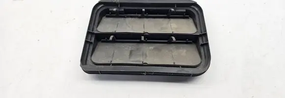 Peugeot 508 Quarter panel pressure vent 9675506980
