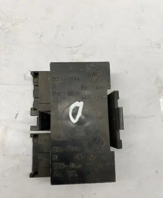 Tail light part
