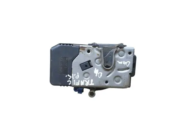 Renault Trafic II (X83) Front door lock 8200008260 91166230
