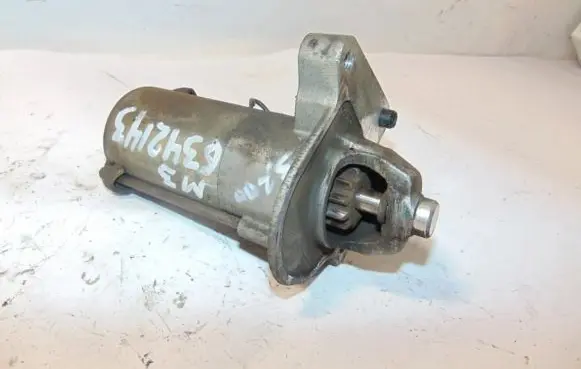 Mazda 3 I Starter motor Y60118400B