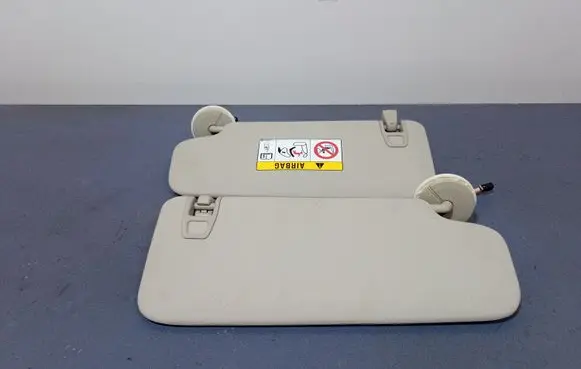 Opel Insignia B Sun visor