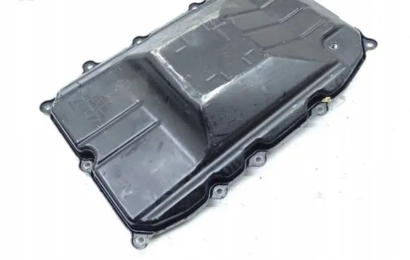 Volkswagen Touareg II Gearbox sump 0C8321361