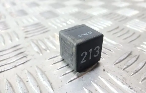 Audi A3 S3 8L Other relay 443951253J