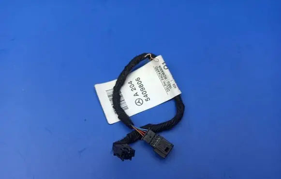 Mercedes-Benz C W204 Panel wiring A2045409806