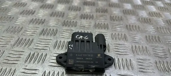 Mercedes-Benz ML W164 Glow plug pre-heat relay A6429007801
