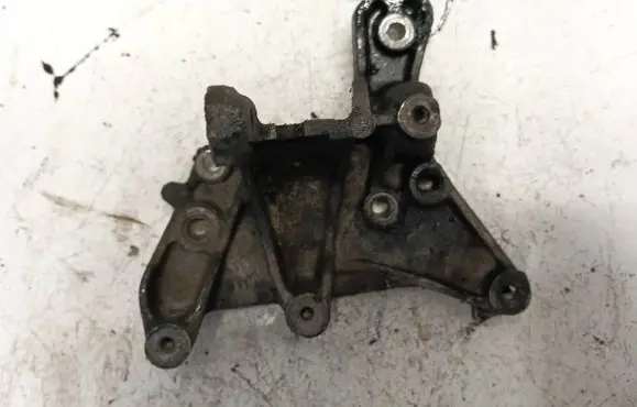 Citroen C5 Engine mounting bracket 9656392880