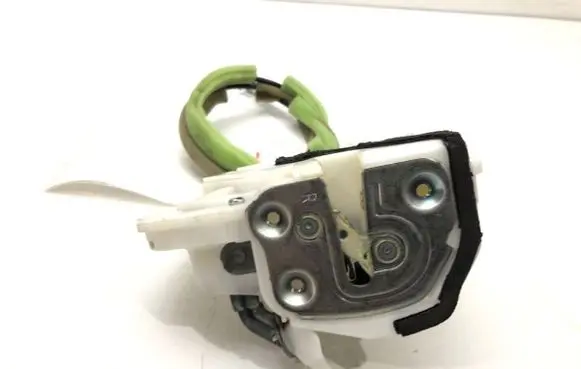 Mazda CX-5 Front door lock