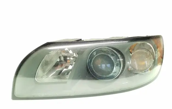 Volvo V50 Headlight/headlamp 30698889