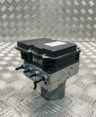 BMW X1 E84 ABS Pump 6799417