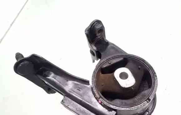 Toyota Auris E180 Gearbox mount
